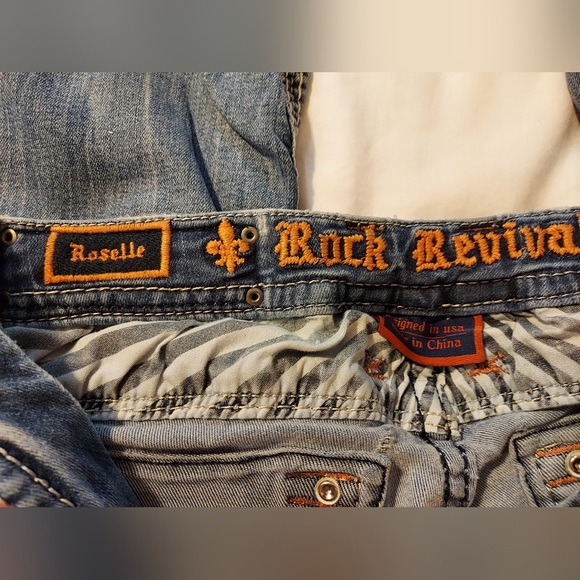 Rock Revival Roselle Embellished Easy Boot Jeans - 30 - Picture 3 of 9